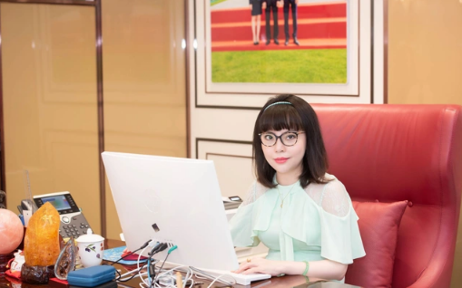 profile khong phai dang vua cua ai nu nha ong do minh phu vua len chuc tong giam doc doji 1 profile khong phai dang vua cua ai nu nha ong do minh phu vua len chuc tong giam doc doji 1