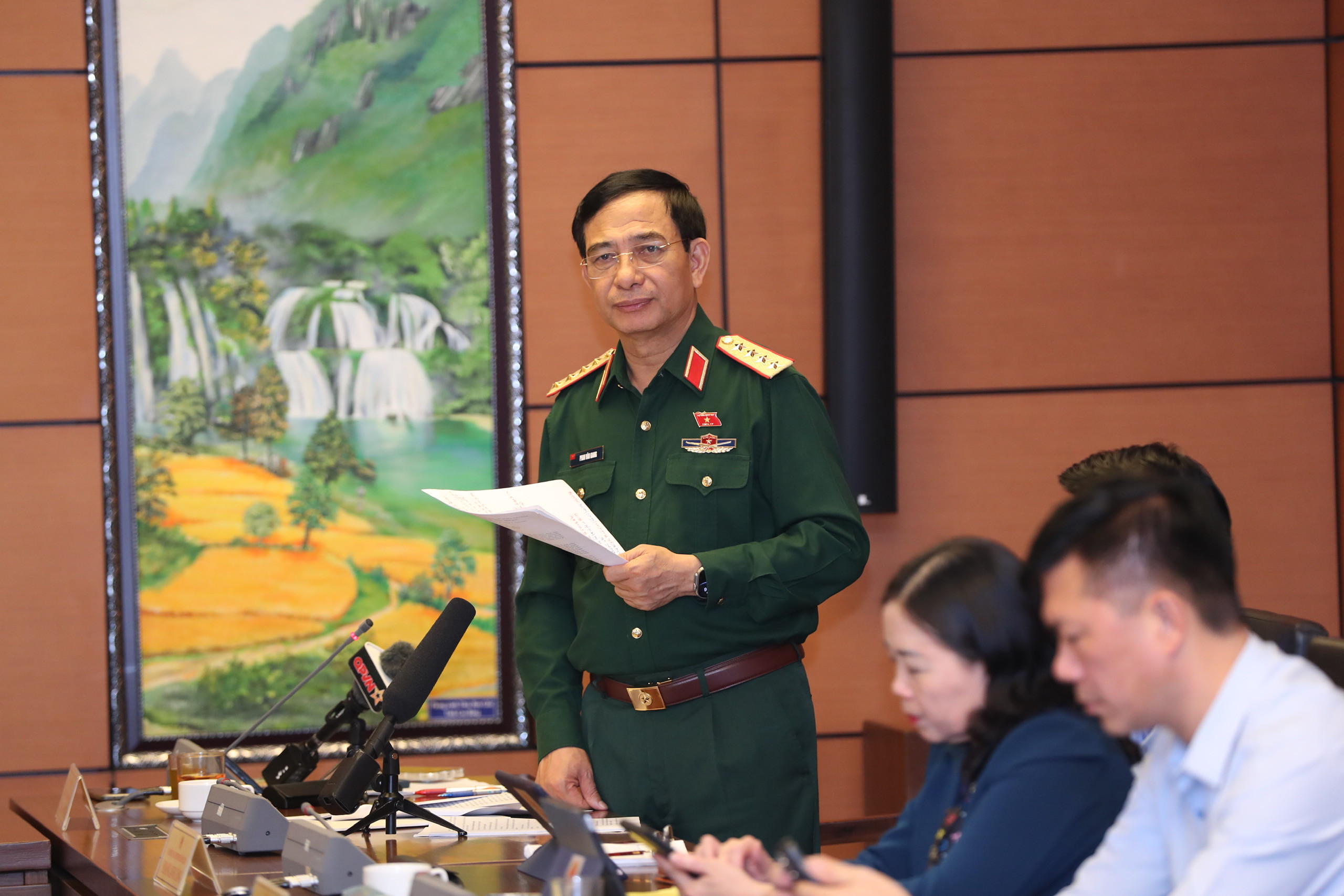 bo truong quoc phong nhieu nguoi lam cho boeing airbus luong rat cao nhung van ve viet nam cong hien 1