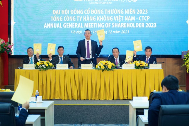 ke toan truong vietnam airlines tin tuong co phieu se khong bi huy niem yet 1