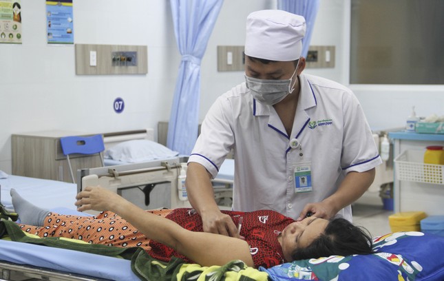 tin vui vu nu sinh lop 9 bom hang suc khoe nguoi me dan hoi phuc 2 tin vui vu nu sinh lop 9 bom hang suc khoe nguoi me dan hoi phuc 2