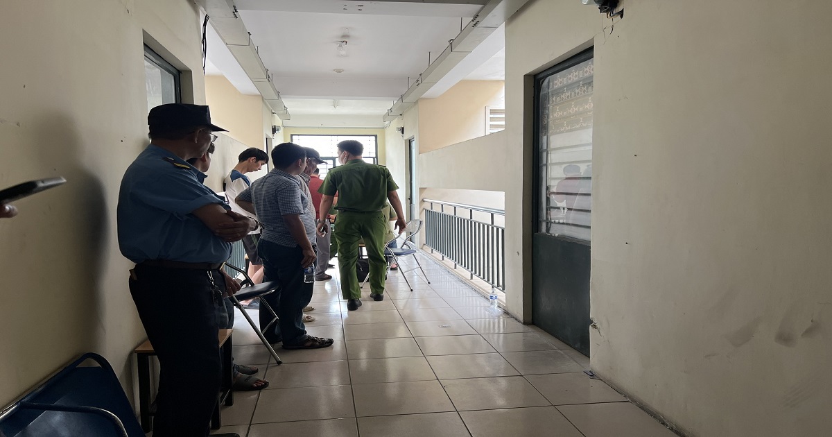 binh duong dieu tra nguyen nhan nam giang vien tu vong trong nha cong vu 1 binh duong dieu tra nguyen nhan nam giang vien tu vong trong nha cong vu 1