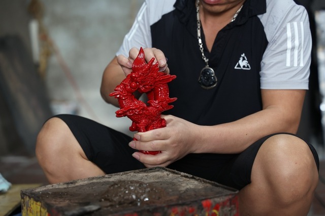 ngam linh vat rong phu vang 24k gia hang chuc trieu dong san sang don tet giap thin 2024 8 ngam linh vat rong phu vang 24k gia hang chuc trieu dong san sang don tet giap thin 2024 8