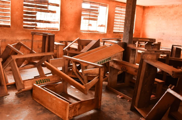 hien truong tham kich giam dap o truong trung hoc khien it nhat 10 hoc sinh thiet mang 3 hien truong tham kich giam dap o truong trung hoc khien it nhat 10 hoc sinh thiet mang 3