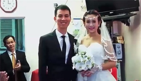 gia the khung chong dai gia dung sau cuoc song xa hoa cua huyen baby 1