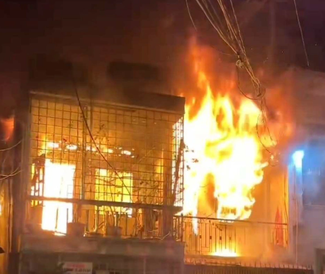 chay nha trong hem o tp hcm luc rang sang 4 nguoi chet 8 chay nha trong hem o tp hcm luc rang sang 4 nguoi chet 8