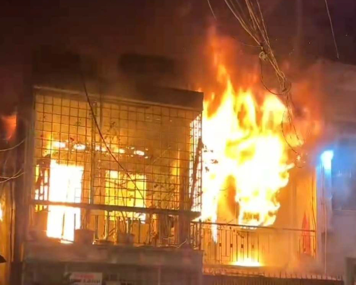 hien truong vu chay nha luc rang sang khien 4 nguoi tu vong o tp hcm 1