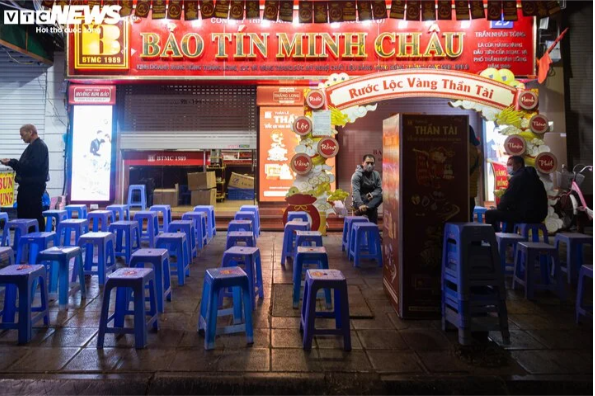 dien bien la ngay via than tai 2024 7 8 nhan vien nhung chi co 1 khach gia vang giam nhe 4 dien bien la ngay via than tai 2024 7 8 nhan vien nhung chi co 1 khach gia vang giam nhe 4