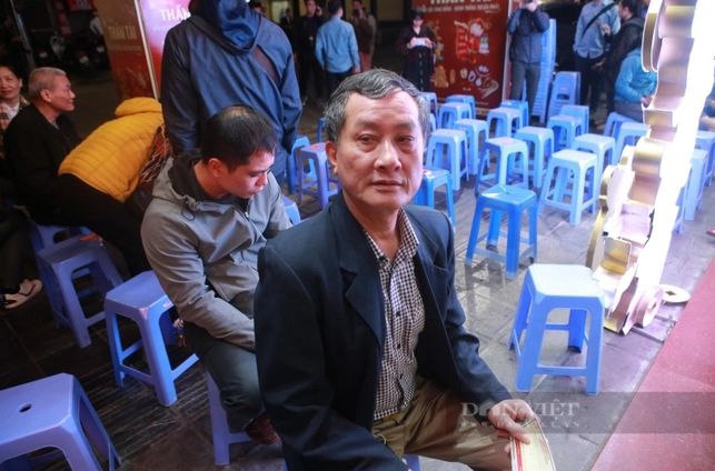 nguoi dan ong tich tru hon 2 cay vang sau 12 nam dung xep hang mua vang ngay via than tai 1