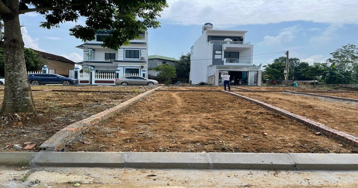 nha dau tu thao chay khoi dat nen vung ven gia van neo cao