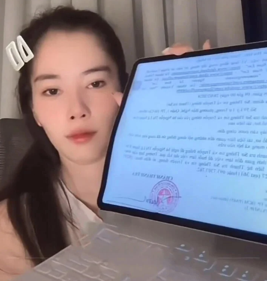 chong sap cuoi cong khai hinh anh nam em cap cuu tai benh vien 2