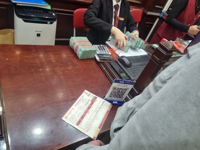 gia vang gan 82 trieu dong nhieu noi khong co hang khach mua phai cho gan thang 5 gia vang gan 82 trieu dong nhieu noi khong co hang khach mua phai cho gan thang 5