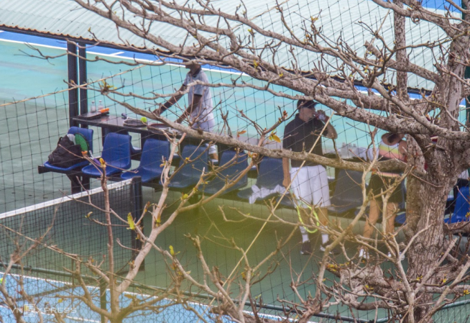 hinh anh ty phu bill gates va ban gai choi tennis o da nang 4