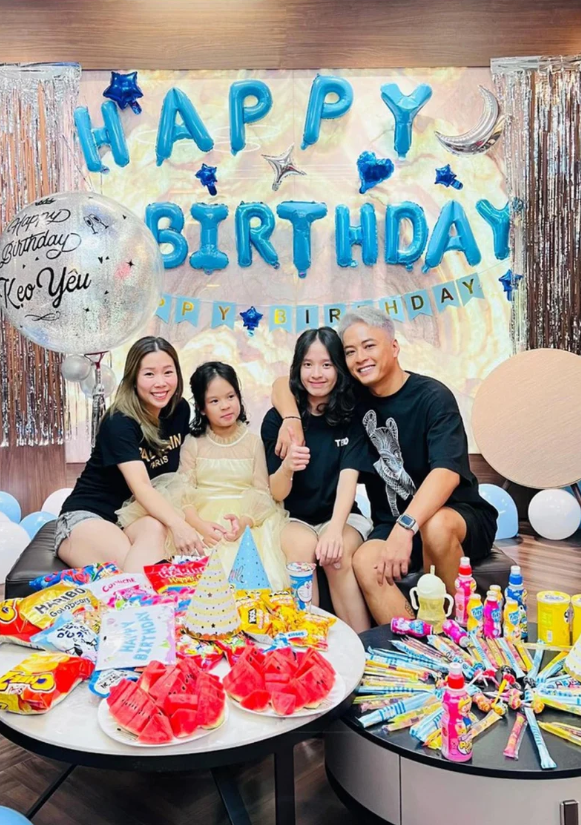 dien mao khac la cua hong dang khi xuat hien ben gia dinh anh 1 dien mao khac la cua hong dang khi xuat hien ben gia dinh anh 1