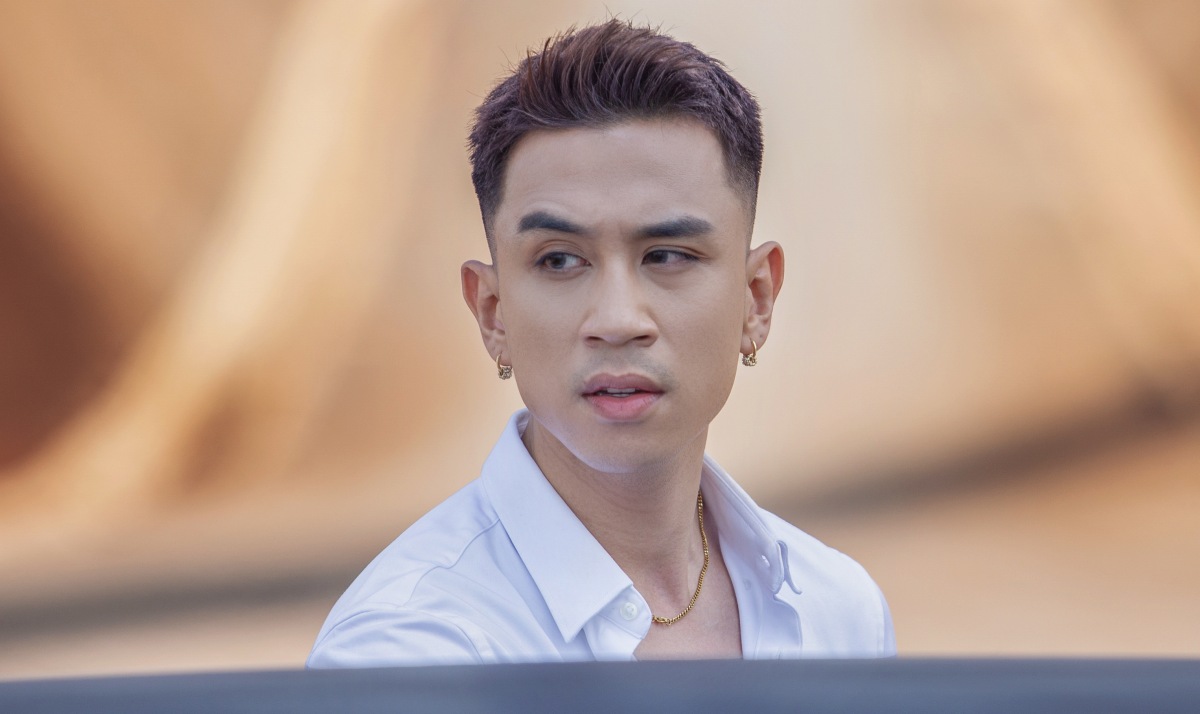 he lo danh tinh cua ky lan lang tu ca si mat na mua 2 2 he lo danh tinh cua ky lan lang tu ca si mat na mua 2 2