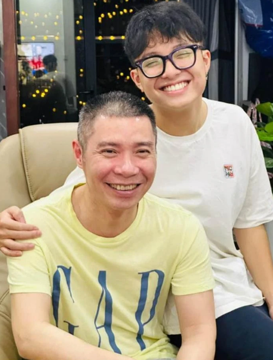 nsnd cong ly thong bao tin vui cua quy tu len mang xa hoi 2 nsnd cong ly thong bao tin vui cua quy tu len mang xa hoi 2