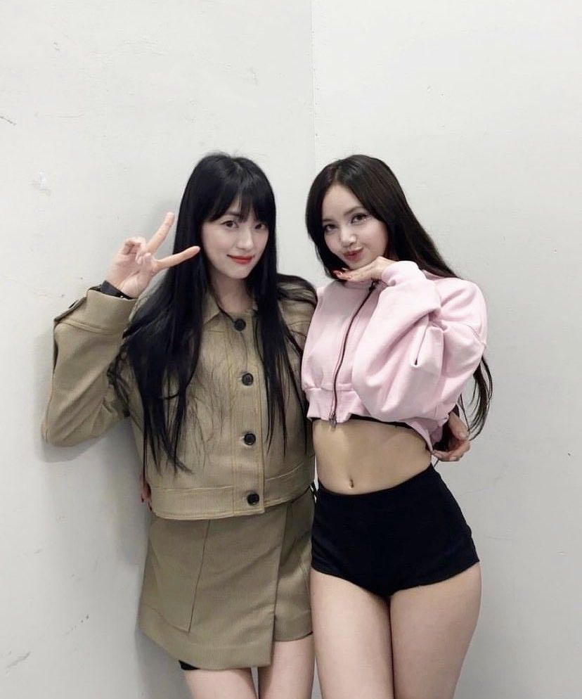 chi gai jisoo blackpink gay sot voi visual dinh cua chop 1