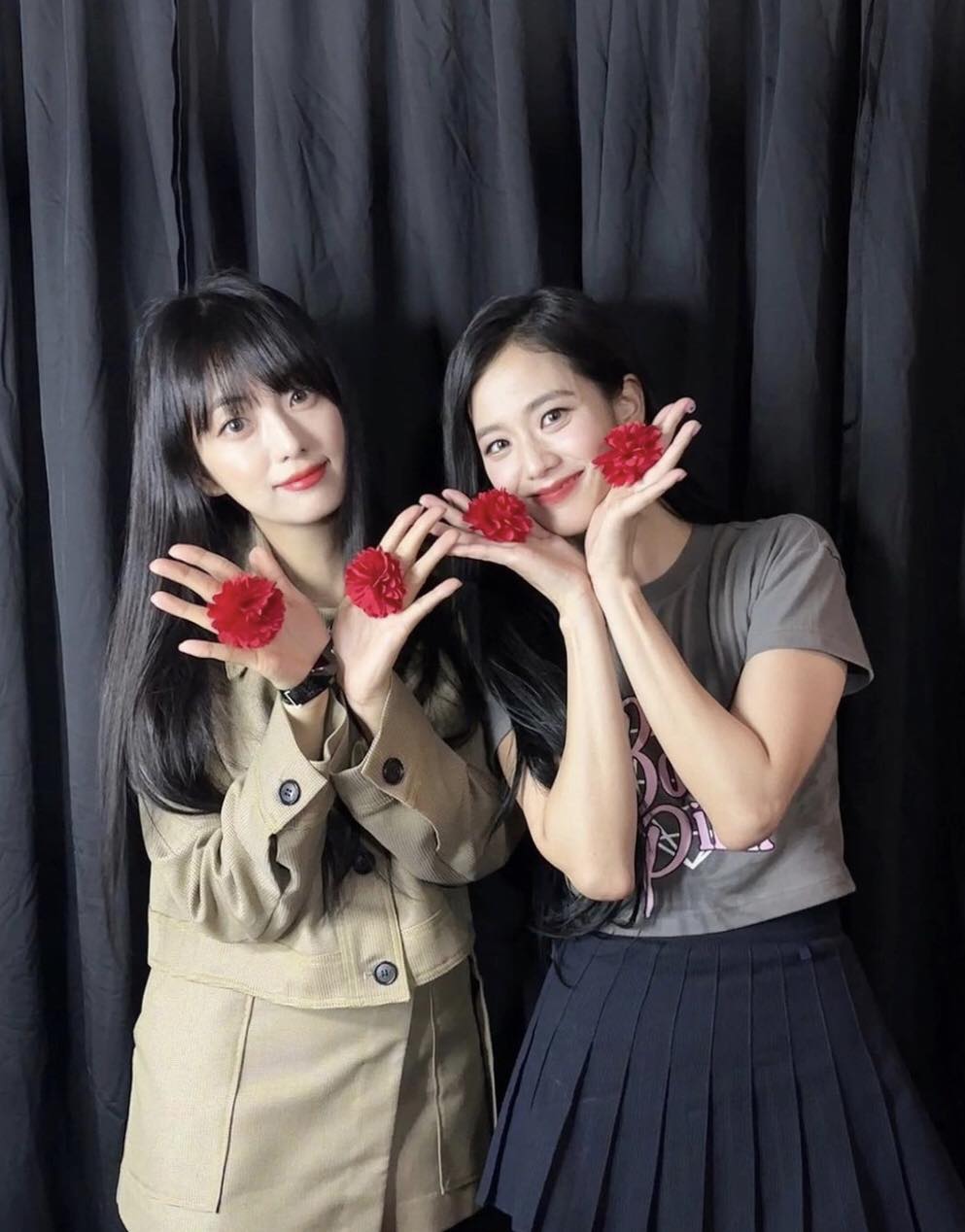 chi gai jisoo blackpink gay sot voi visual dinh cua chop 3