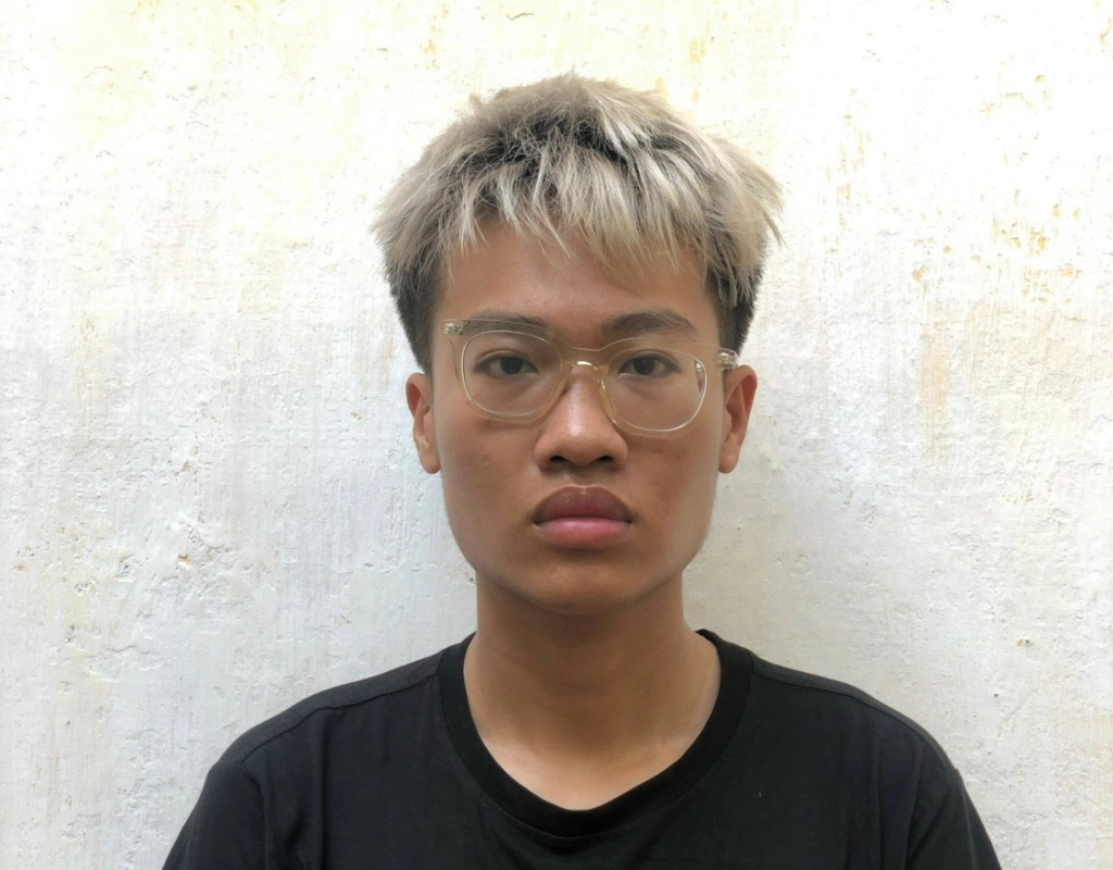 nam thanh nien tu y lay xe bo chay khi csgt dang xu li vi pham