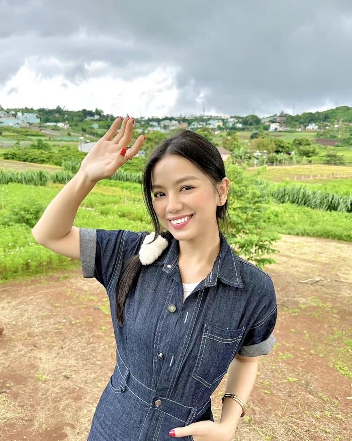 vuot qua ca thu quynh lan hoang thuy linh ha anh tro thanh nu chinh dinh nhat phim gio vang 3 vuot qua ca thu quynh lan hoang thuy linh ha anh tro thanh nu chinh dinh nhat phim gio vang 3