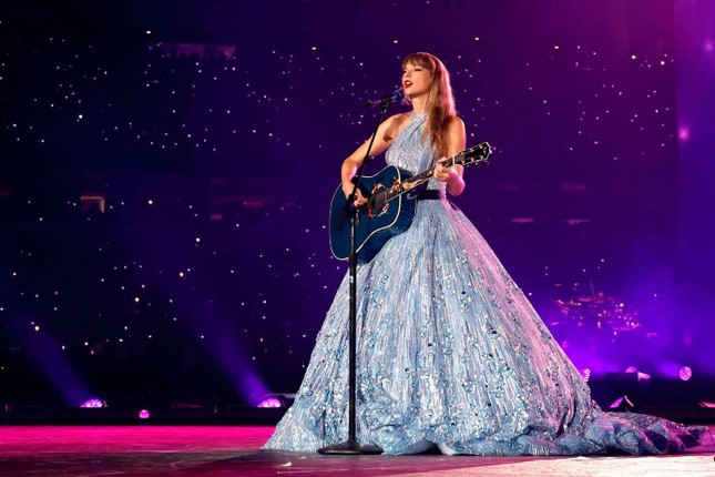 vuot mat bom tan sieu anh hung phim cua taylor swift thu ve 123 trieu usd 1 vuot mat bom tan sieu anh hung phim cua taylor swift thu ve 123 trieu usd 1