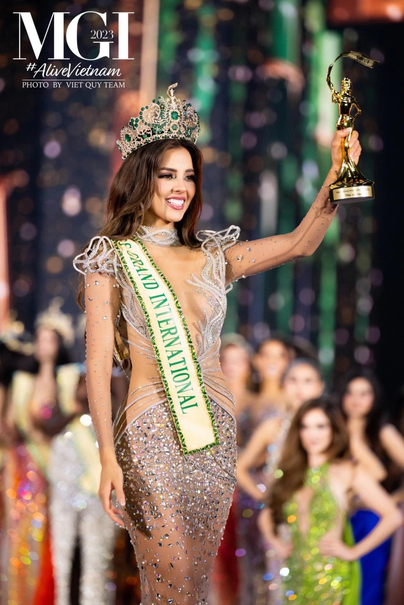 sac voc nong bong tai hung bien cua miss grand international 2023 4 sac voc nong bong tai hung bien cua miss grand international 2023 4