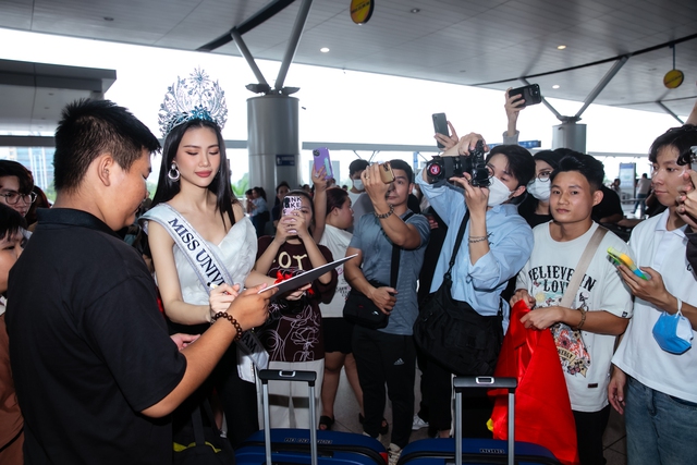 bui quynh hoa len duong du thi miss universe 2023 7 bui quynh hoa len duong du thi miss universe 2023 7