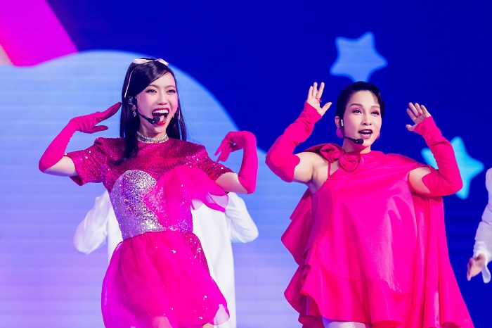 chi dep chuyen chua len song le quyen tap nhay den bi thuong hong nhung khong ngai du day khi rach co vai my linh tre trung bat ngo 6 chi dep chuyen chua len song le quyen tap nhay den bi thuong hong nhung khong ngai du day khi rach co vai my linh tre trung bat ngo 6