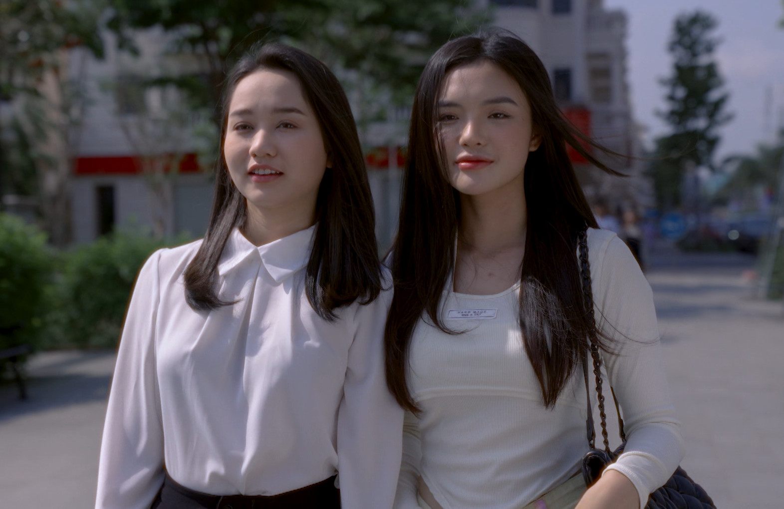 dang cap so phan nu chinh gay tranh cai dien xuat va trang phuc deu bat on 1 dang cap so phan nu chinh gay tranh cai dien xuat va trang phuc deu bat on 1