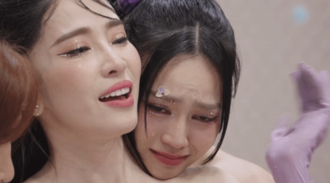 danh tinh 4 chi dep bi loai tai chi dep dap gio re song sau vong cong dien 2 2 danh tinh 4 chi dep bi loai tai chi dep dap gio re song sau vong cong dien 2 2