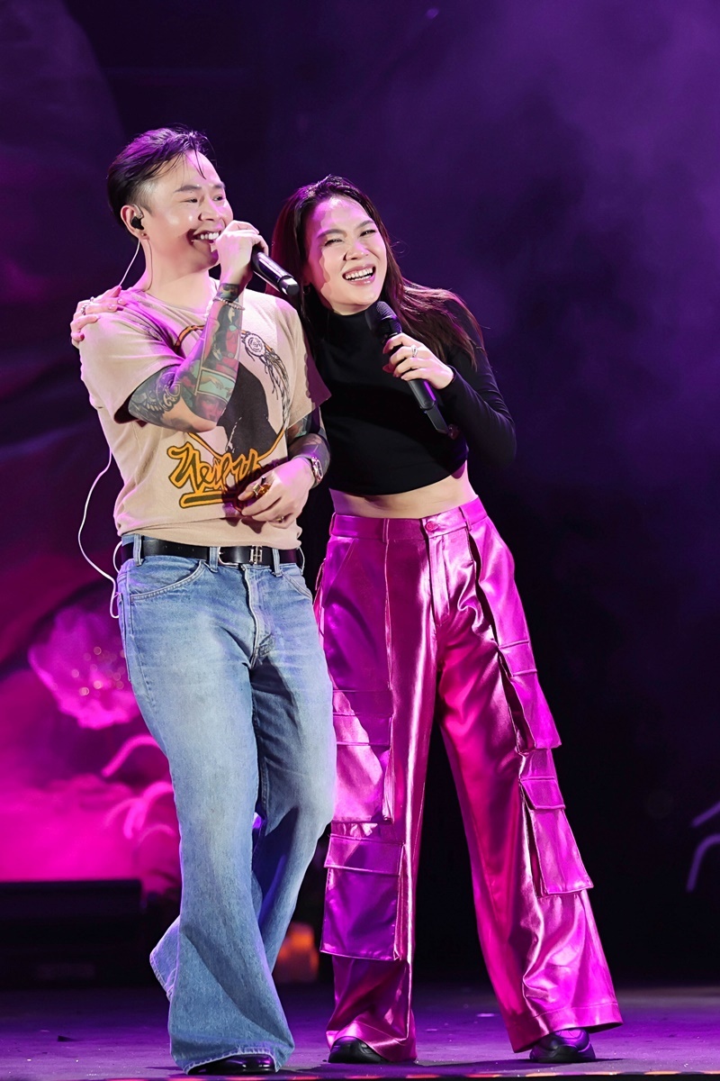 my tam khang dinh vi the trong liveshow my soul 1981 tai quang ninh 10 my tam khang dinh vi the trong liveshow my soul 1981 tai quang ninh 10