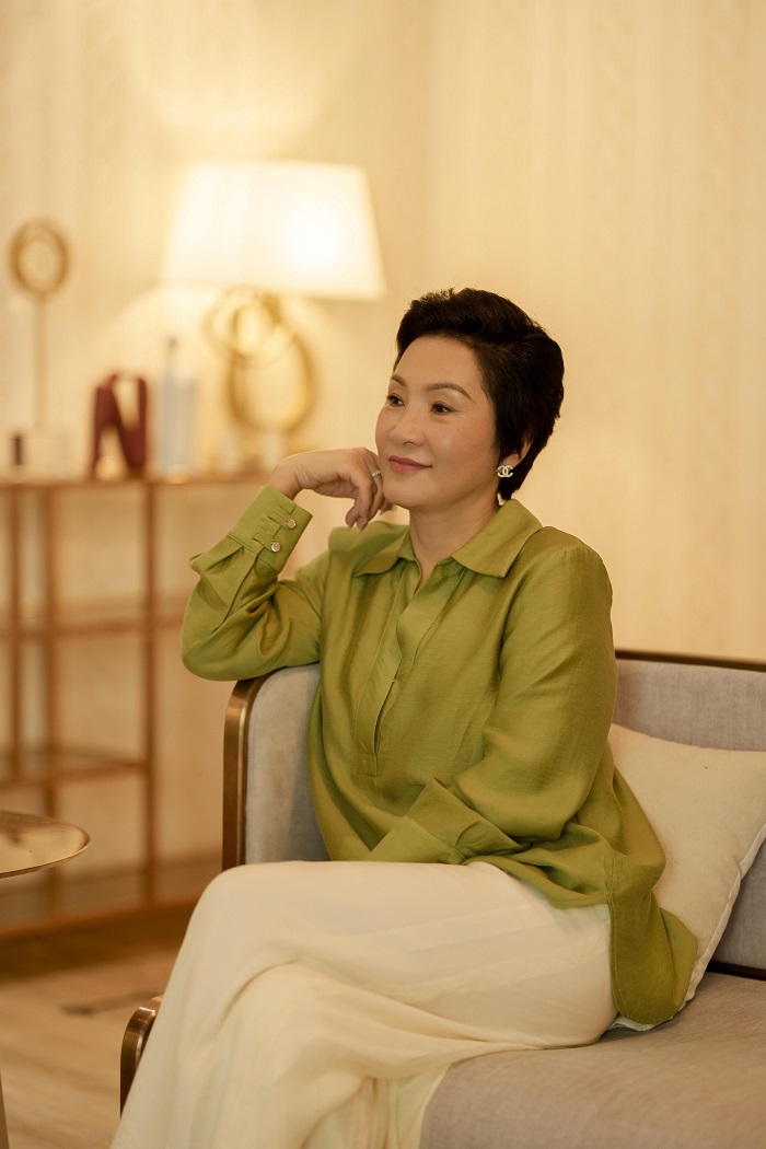 hai sac thai trai nguoc cua phuong anh dao va tuan tran tren teaser poster phim dien anh mai 1