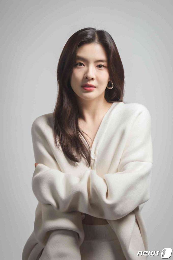 lee sun bin nhac den tin vui voi lee kwang soo sau 5 nam hen ho 1