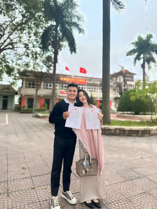 quang hai co nhieu thay doi sau khi ket hon voi chu thanh huyen 1 quang hai co nhieu thay doi sau khi ket hon voi chu thanh huyen 1