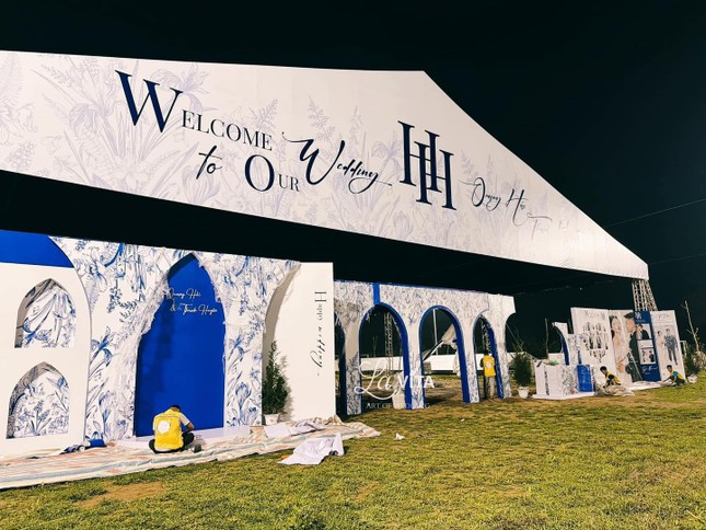 can canh khong gian tiec cuoi cua quang hai va chu thanh huyen 1 can canh khong gian tiec cuoi cua quang hai va chu thanh huyen 1