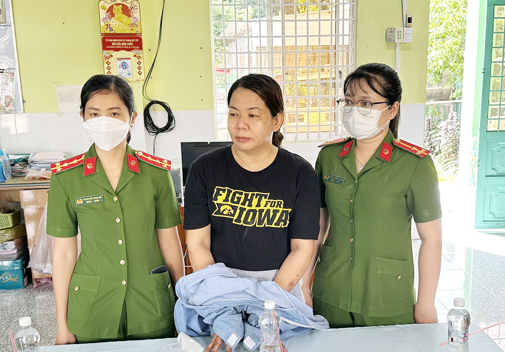 ke toan truong mau giao bi bat vi mua ban hoa don 2 ke toan truong mau giao bi bat vi mua ban hoa don 2