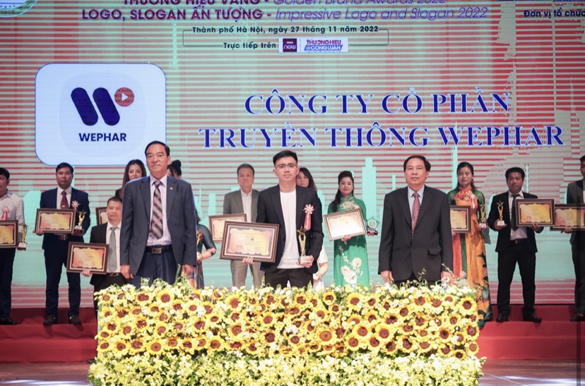 c53cb502 c58d 4551 8256 a49a344412aa