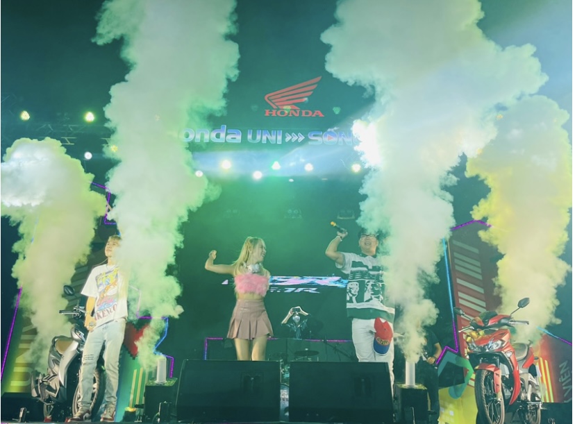 a53aeb5c 844a 48a6 b622 e2bb03111490 a53aeb5c 844a 48a6 b622 e2bb03111490