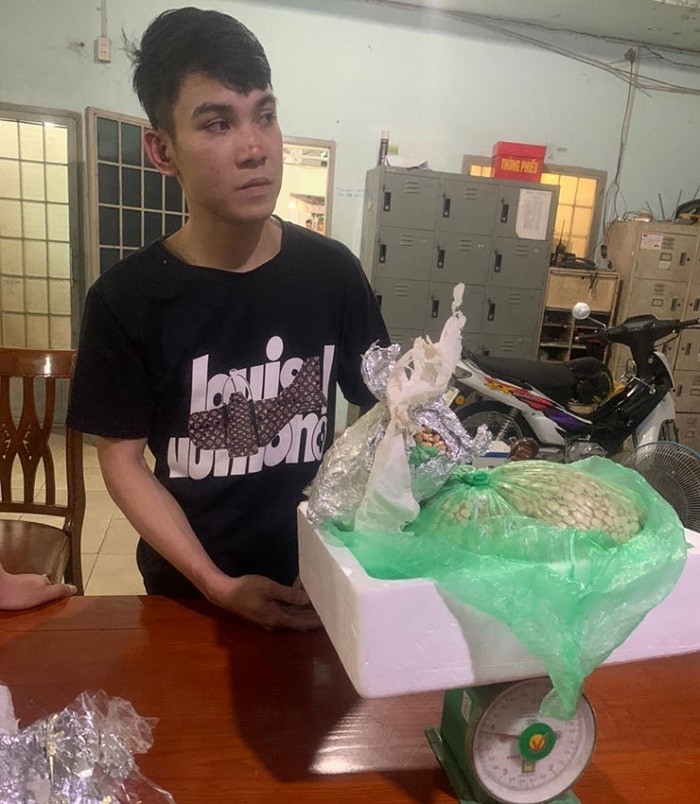 doi tuong mua ban 10000 vien thuoc lac sa luoi phap luat doi tuong mua ban 10000 vien thuoc lac sa luoi phap luat