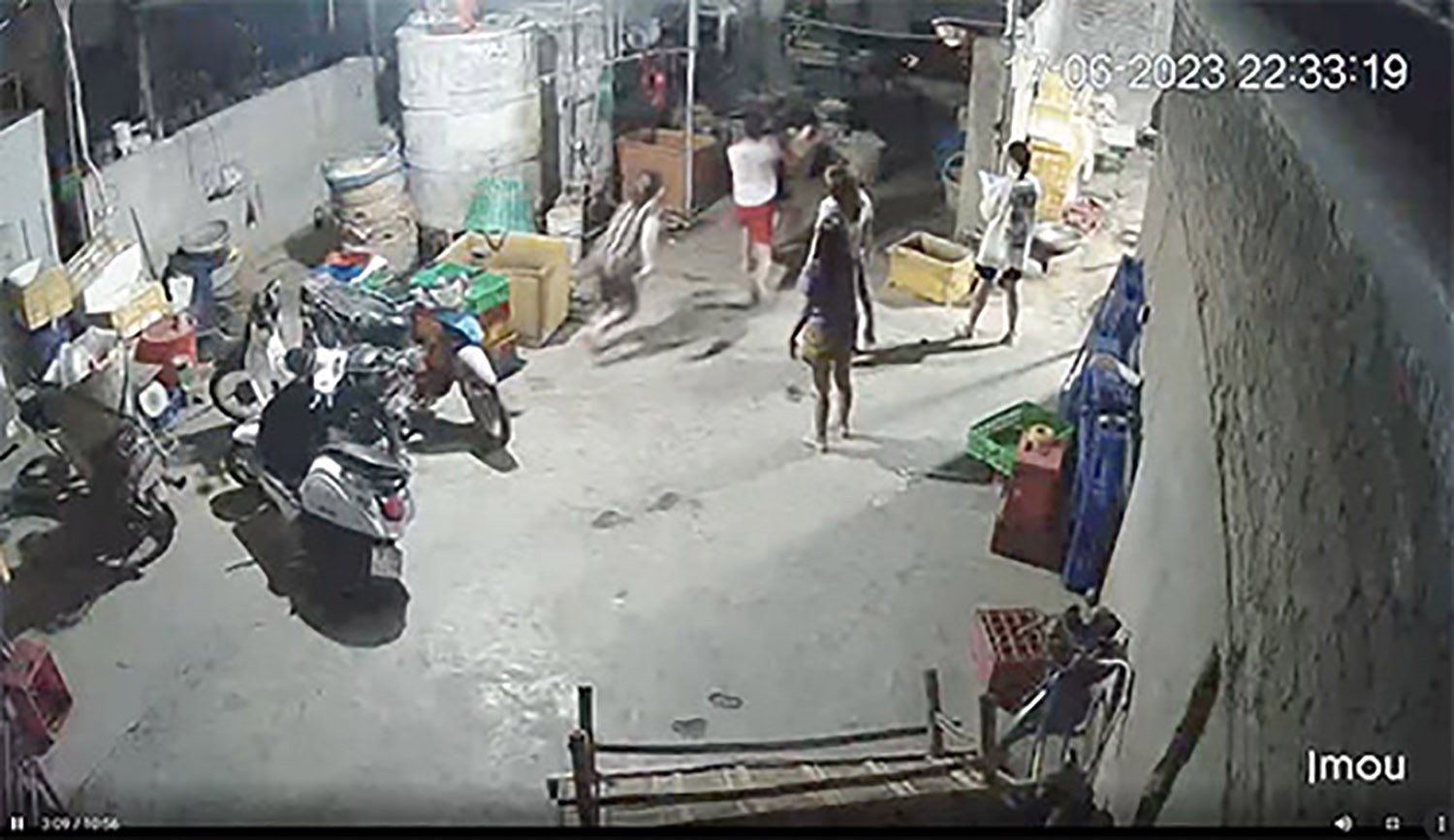dieu tra lam ro vu doi tuong xong vao nha hanh hung lot do thieu nu 2 dieu tra lam ro vu doi tuong xong vao nha hanh hung lot do thieu nu 2