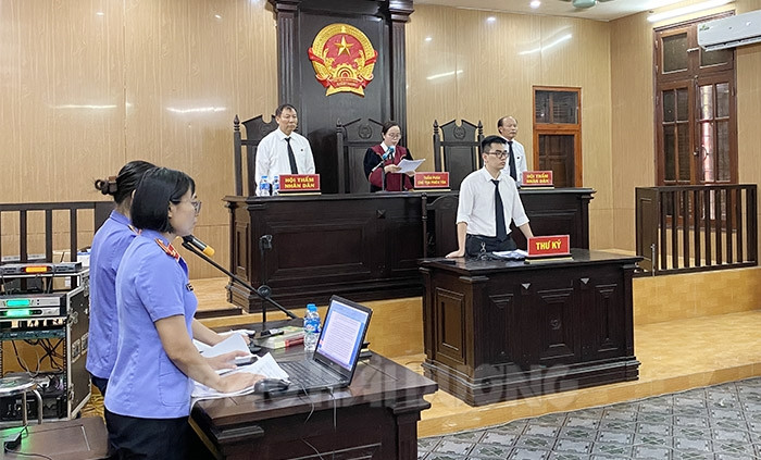 nguyen chu tich ubnd thi tran cam giang va thuy go linh an 23 191257 nguyen chu tich ubnd thi tran cam giang va thuy go linh an 23 191257