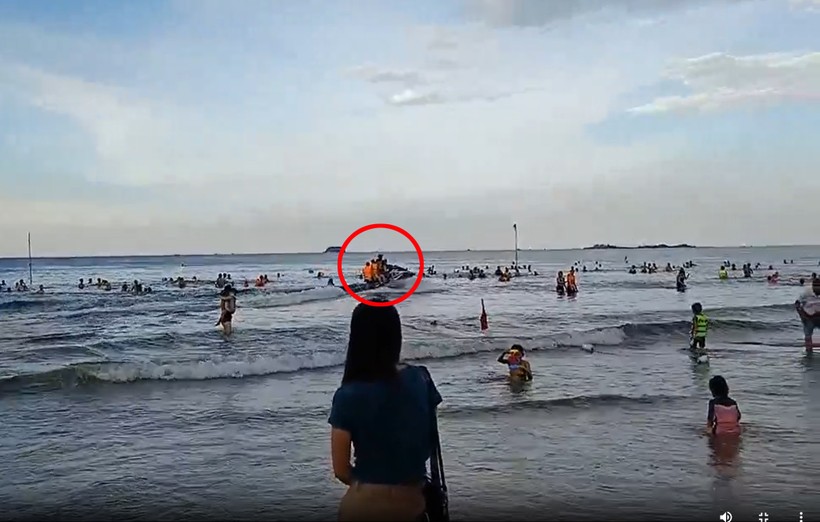 mo to nuoc hoat dong tu phat gay mat an toan cho du khach tren cac bai bien mo to nuoc hoat dong tu phat gay mat an toan cho du khach tren cac bai bien