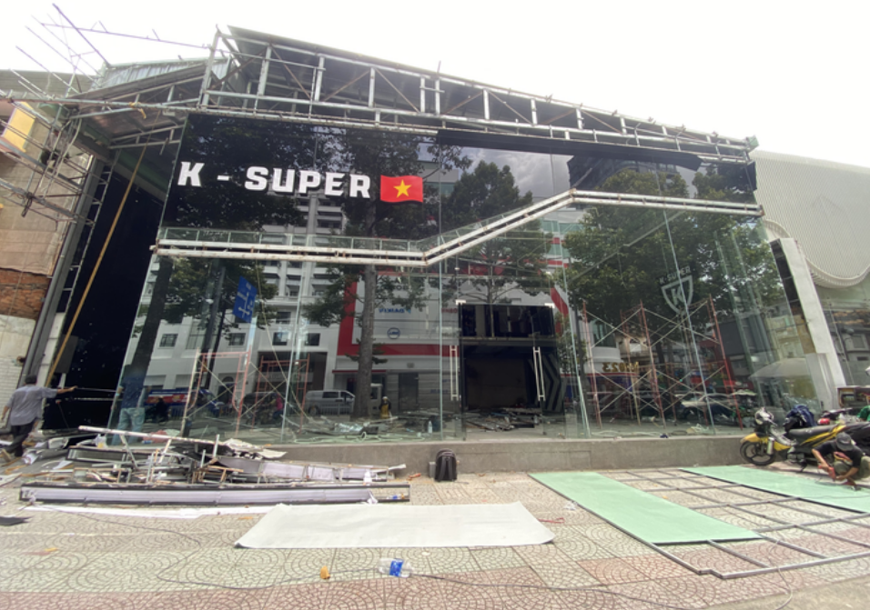 hien trang showroom k super sau hon 1 tuan hien trang showroom k super sau hon 1 tuan