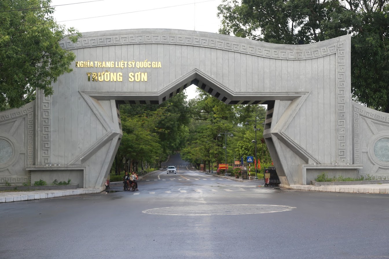 thang 7 tri an noi mien dat lua quang tri1 thang 7 tri an noi mien dat lua quang tri1