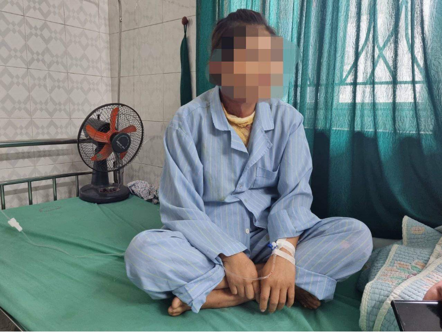 he lo nguyen nhan vu chi chong do nuoc soi vao em dau dang mang thai2 he lo nguyen nhan vu chi chong do nuoc soi vao em dau dang mang thai2