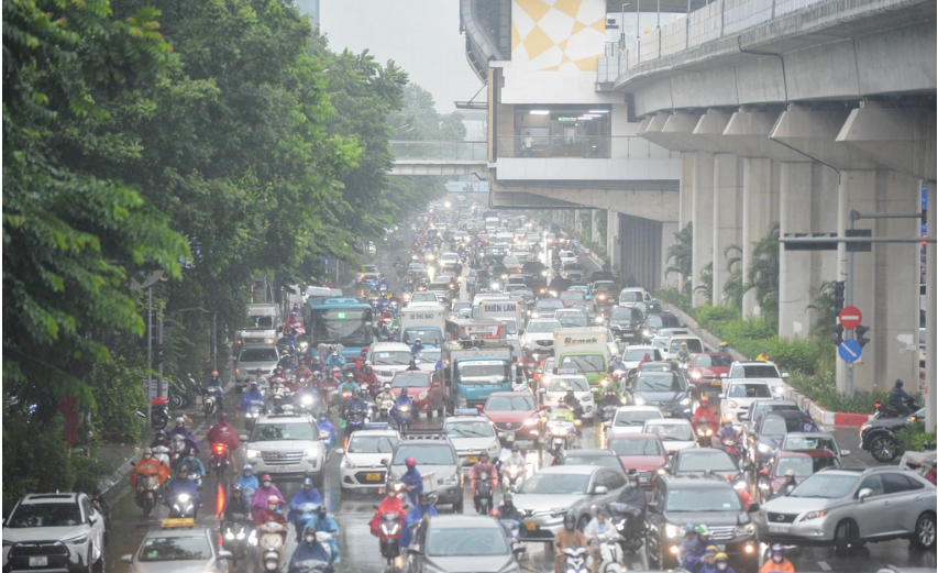 toan canh duong pho ha noi tac nghen nhieu gio nguoi dan chat vat di chuyen trong mua2 toan canh duong pho ha noi tac nghen nhieu gio nguoi dan chat vat di chuyen trong mua2