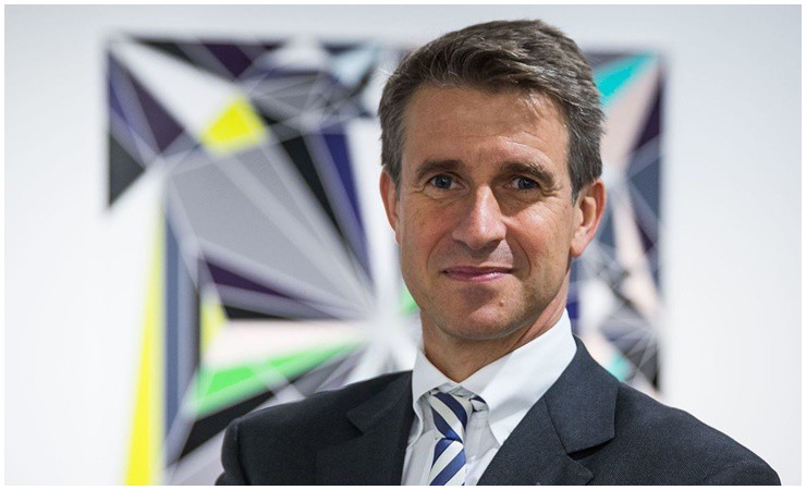 chan dung nguoi thua ke cua de che bmw va su that cuoc song cua gioi sieu giau3