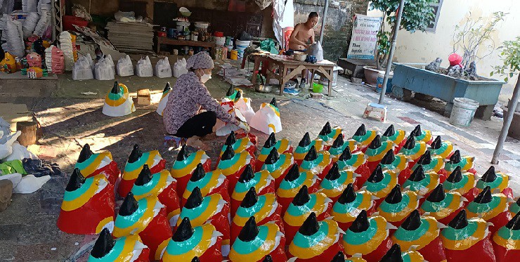 lang nghe lam do choi trung thu6 lang nghe lam do choi trung thu6