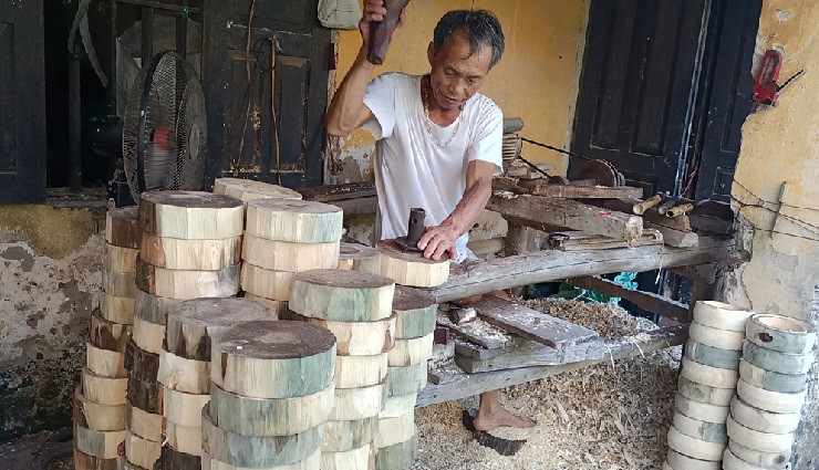 lang nghe lam do choi trung thu8 lang nghe lam do choi trung thu8