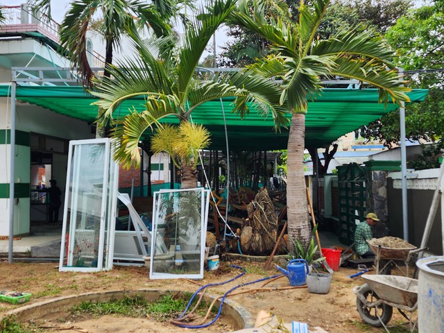 phu huynh bang hoang khi truong quoc te om 14 ty tien hoc phi roi bat ngo dong cua3 phu huynh bang hoang khi truong quoc te om 14 ty tien hoc phi roi bat ngo dong cua3