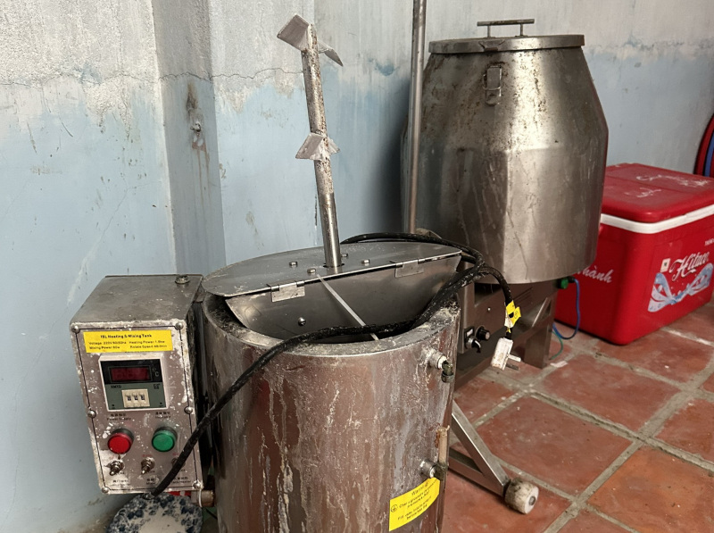 ben trong xuong dieu che thao duoc nghi co my quy mo lon o khanh hoa5